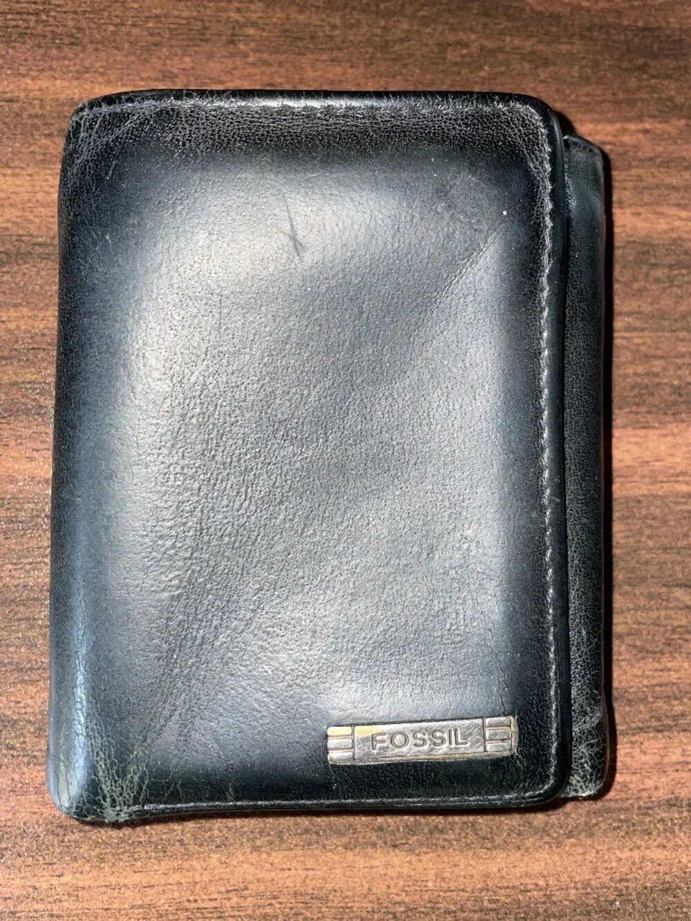 Fossil Black Genuine Leather Wallet — Multi Compartment Bifold Zip